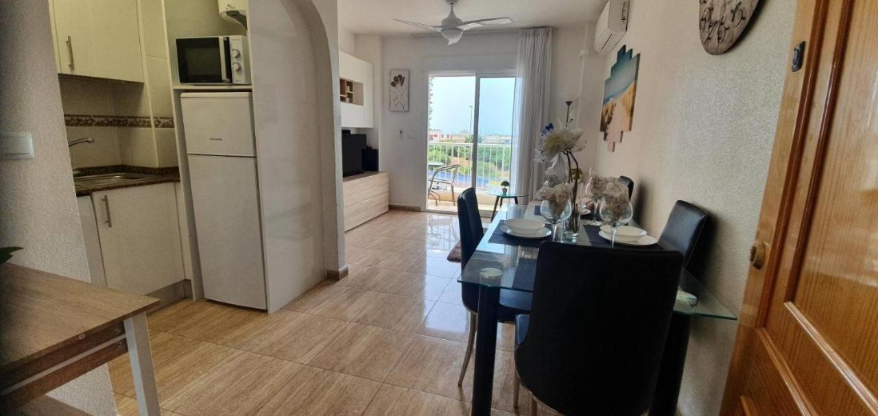 Harbour View - 2 Bed Apt - Torrevieja Daire Dış mekan fotoğraf