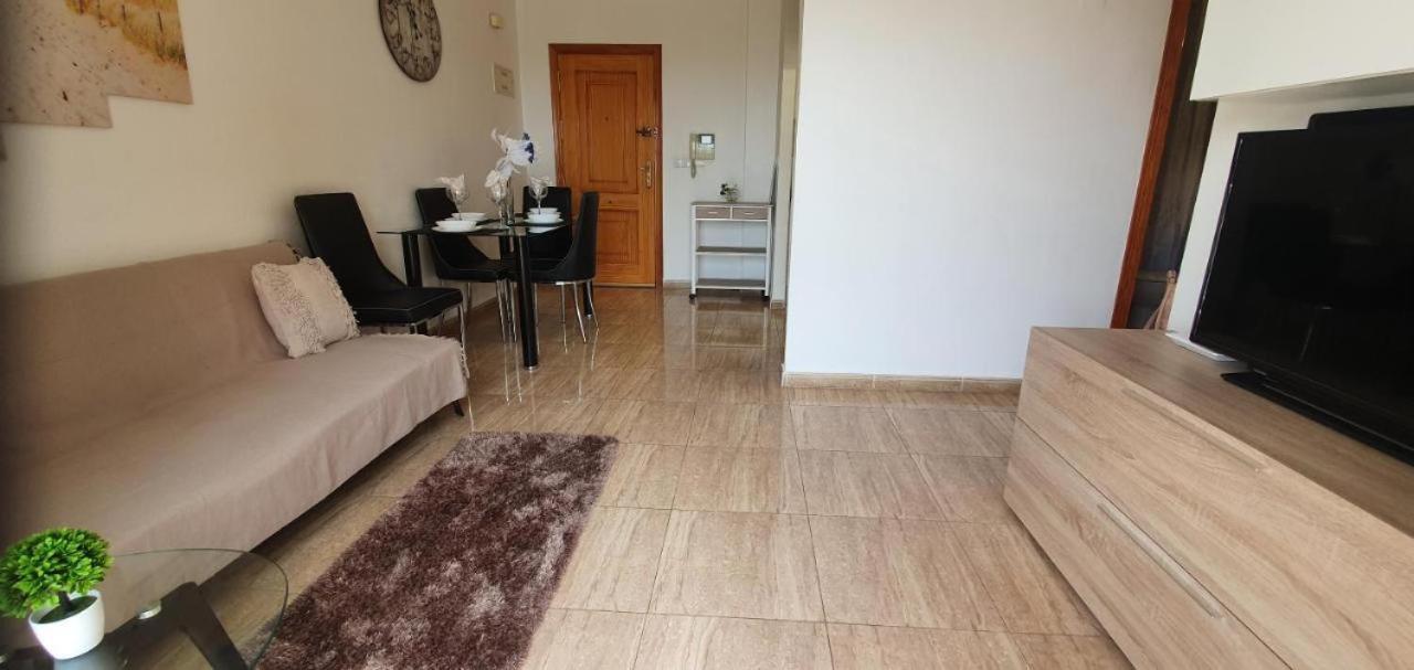 Harbour View - 2 Bed Apt - Torrevieja Daire Dış mekan fotoğraf